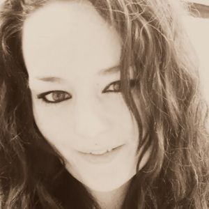 Meet your Posher, Laurel